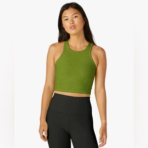 Beyond Yoga workout top and sports bra. Green. Size XS. Brand New. NWT.